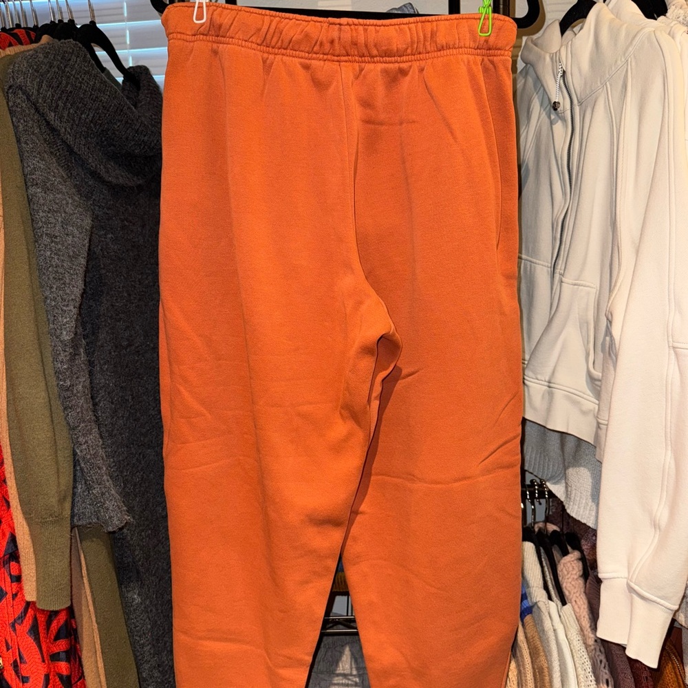 Nike Oversized Burnt Orange Sweatpants - Medium - Picture 2 of 8